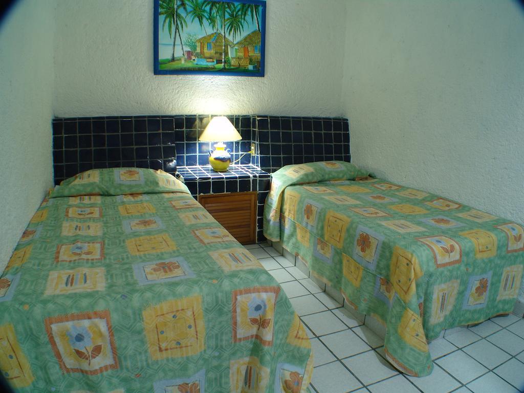 Coral Ixtapa Hotel Ixtapa  Exterior photo